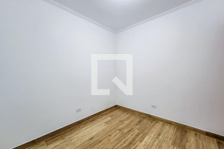 Quarto 2 de casa para alugar com 2 quartos, 70m² em Jardim Calux, São Bernardo do Campo