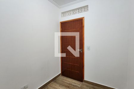 Quarto 1 de casa para alugar com 2 quartos, 70m² em Jardim Calux, São Bernardo do Campo