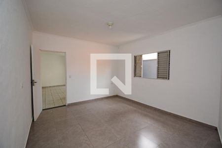 Quarto de casa para alugar com 1 quarto, 50m² em Jardim Calux, São Bernardo do Campo
