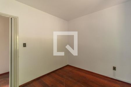 Quarto de apartamento à venda com 1 quarto, 53m² em Nonoai, Porto Alegre
