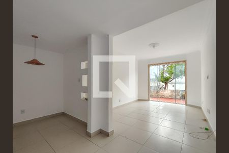 Sala de apartamento à venda com 3 quartos, 84m² em Grajaú, Rio de Janeiro