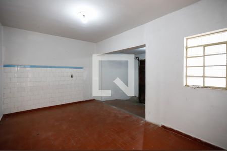 Entrada de casa à venda com 2 quartos, 603m² em Vila Santa Maria, São Paulo
