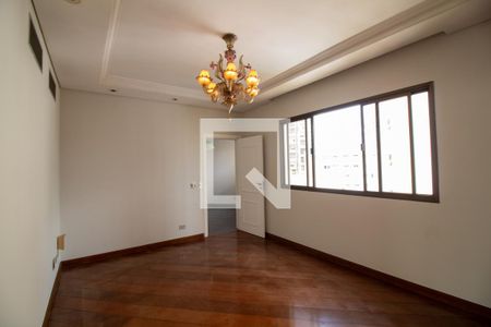 Apartamento à venda com 317m², 4 quartos e 4 vagas Apartamento à venda com 317m², 4 quartos e 4 vagasSala de Jantar