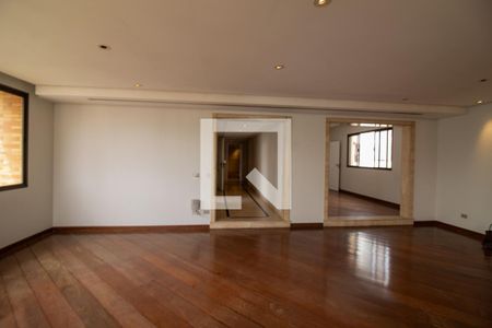 Apartamento à venda com 317m², 4 quartos e 4 vagas Apartamento à venda com 317m², 4 quartos e 4 vagasSala