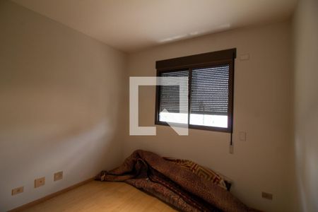 Apartamento à venda com 317m², 4 quartos e 4 vagas Apartamento à venda com 317m², 4 quartos e 4 vagasSuíte 2
