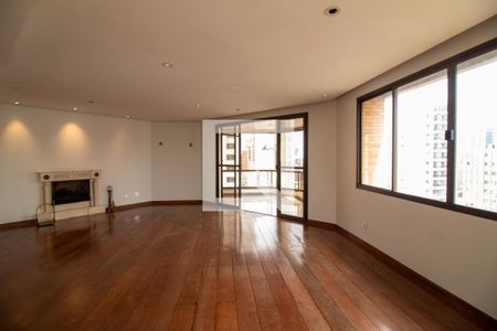 Apartamento à venda com 317m², 4 quartos e 4 vagas Apartamento à venda com 317m², 4 quartos e 4 vagasSala