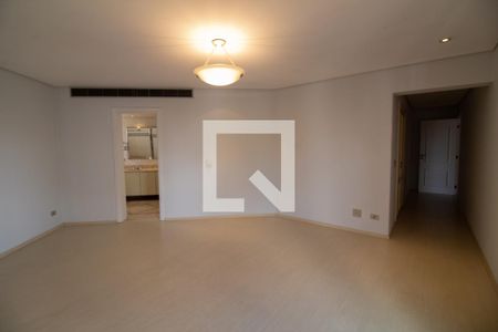Apartamento à venda com 317m², 4 quartos e 4 vagas Apartamento à venda com 317m², 4 quartos e 4 vagasSuíte 4