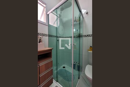 Apartamento à venda com 100m², 2 quartos e 1 vaga Apartamento à venda com 100m², 2 quartos e 1 vagaBanheiro