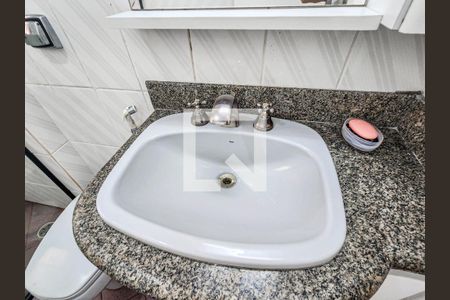 Apartamento para alugar com 140m², 3 quartos e 2 vagasBanheiro