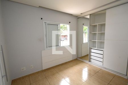 Suíte de casa à venda com 3 quartos, 90m² em Jardim Santa Cruz (campo Grande), São Paulo