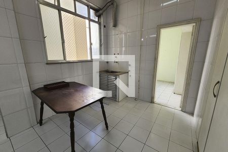 Apartamento à venda com 191m², 3 quartos e sem vagaÁrea de Serviço