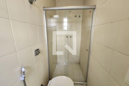 Apartamento à venda com 191m², 3 quartos e sem vagaBanheiro de Serviço