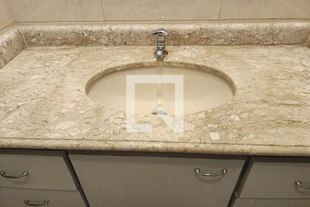 Apartamento à venda com 191m², 3 quartos e sem vagaLavabo