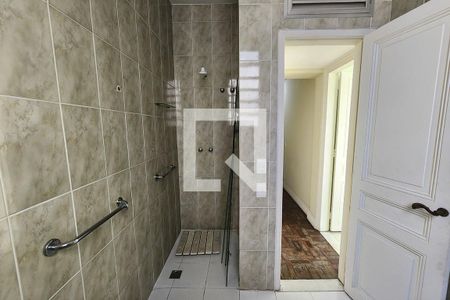 Apartamento à venda com 191m², 3 quartos e sem vagaBanheiro