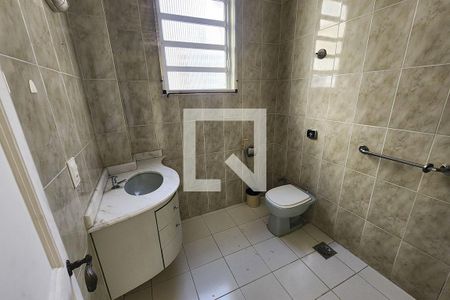 Apartamento à venda com 191m², 3 quartos e sem vagaBanheiro