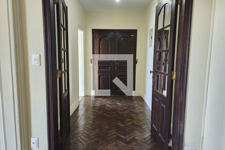 Apartamento à venda com 191m², 3 quartos e sem vagaÁrea comum - Hall de Entrada