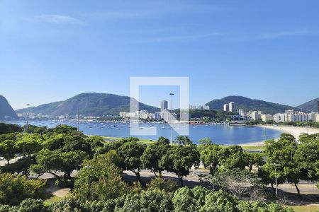 Apartamento à venda com 191m², 3 quartos e sem vagaVista