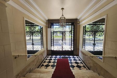 Apartamento à venda com 191m², 3 quartos e sem vagaPortaria