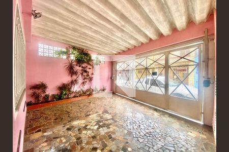 Casa à venda com 180m², 4 quartos e 2 vagasÁrea Externa