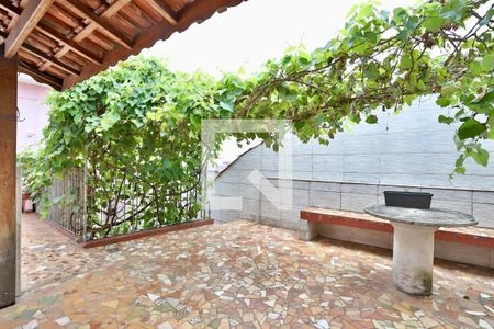 Casa à venda com 180m², 4 quartos e 2 vagasÁrea Externa