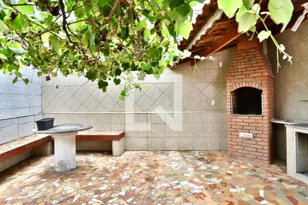 Casa à venda com 180m², 4 quartos e 2 vagasÁrea Externa