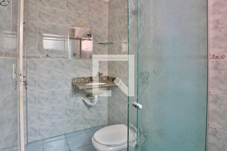 Casa à venda com 180m², 4 quartos e 2 vagasSuíte