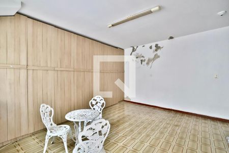 Casa à venda com 180m², 4 quartos e 2 vagasEdícula/Salão de festa