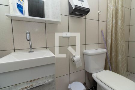 Casa à venda com 100m², 3 quartos e 2 vagasBanheiro da Suíte