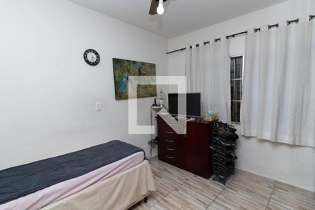 Casa à venda com 100m², 3 quartos e 2 vagasQuarto 2