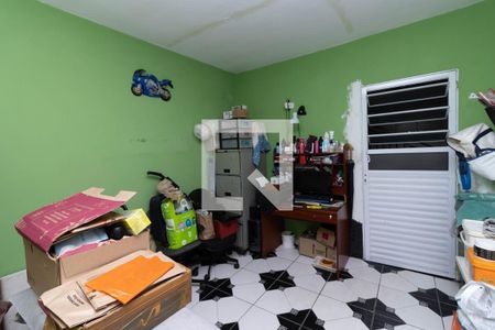 Casa à venda com 100m², 3 quartos e 2 vagasSuíte