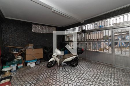 Casa à venda com 100m², 3 quartos e 2 vagasGaragem