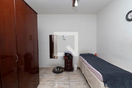 Casa à venda com 100m², 3 quartos e 2 vagasQuarto 2