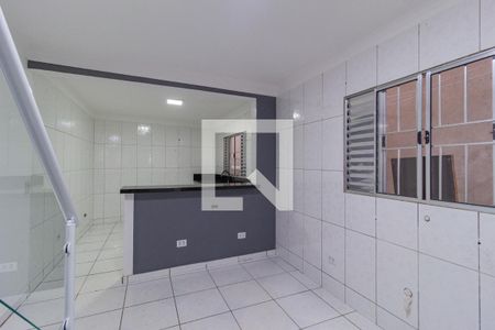 Sala 1 de casa para alugar com 2 quartos, 100m² em Chácara das Flores, Carapicuíba