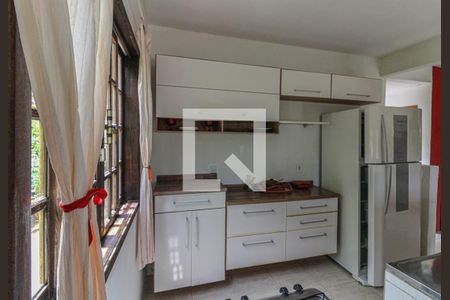 Casa à venda com 320m², 2 quartos e 1 vagaCozinha