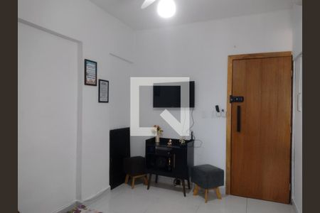 Sala de kitnet/studio para alugar com 1 quarto, 50m² em Guilhermina, Praia Grande