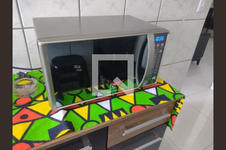 Cozinha  de kitnet/studio para alugar com 1 quarto, 50m² em Guilhermina, Praia Grande