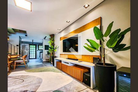 Sala de casa de condomínio para alugar com 2 quartos, 100m² em Enseada, Guarujá