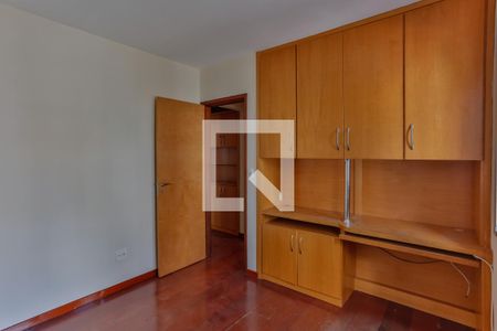 Quarto 1 de apartamento à venda com 2 quartos, 65m² em Floresta, Belo Horizonte