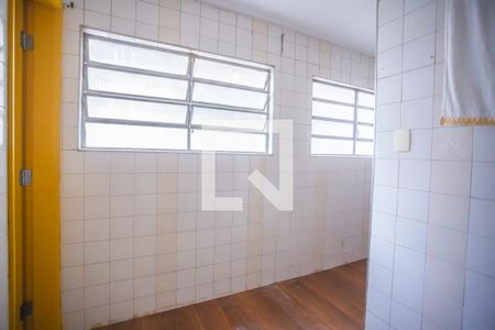 Apartamento à venda com 70m², 2 quartos e 1 vagaÁrea de Serviço