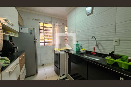 Cozinha de apartamento à venda com 2 quartos, 42m² em Morada das Vinhas, Jundiaí
