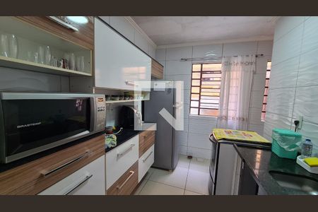 Cozinha de apartamento à venda com 2 quartos, 42m² em Morada das Vinhas, Jundiaí