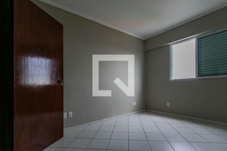 Apartamento para alugar com 103m², 3 quartos e 2 vagasQuarto 2