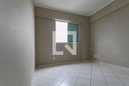 Apartamento para alugar com 103m², 3 quartos e 2 vagasQuarto 2