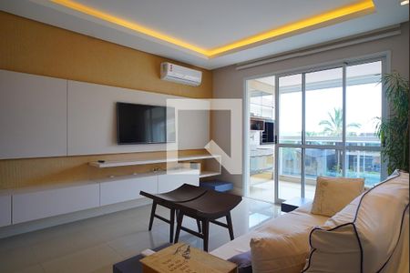 Sala de apartamento para alugar com 3 quartos, 130m² em Canasvieiras, Florianópolis