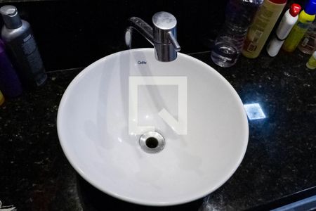 Apartamento à venda com 160m², 3 quartos e 3 vagas Apartamento à venda com 160m², 3 quartos e 3 vagasBanheiro da suíte