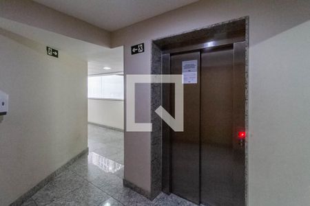 Apartamento à venda com 160m², 3 quartos e 3 vagas Apartamento à venda com 160m², 3 quartos e 3 vagasHall de entrada