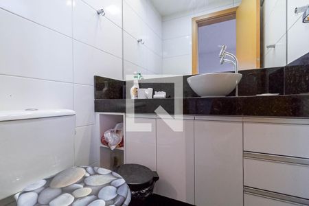 Apartamento à venda com 160m², 3 quartos e 3 vagas Apartamento à venda com 160m², 3 quartos e 3 vagasCobertura - Lavabo
