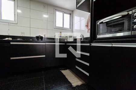 Apartamento à venda com 160m², 3 quartos e 3 vagas Apartamento à venda com 160m², 3 quartos e 3 vagasCozinha