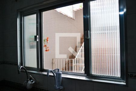 Casa à venda com 432m², 4 quartos e sem vaga Casa à venda com 432m², 4 quartos e sem vagaCozinha