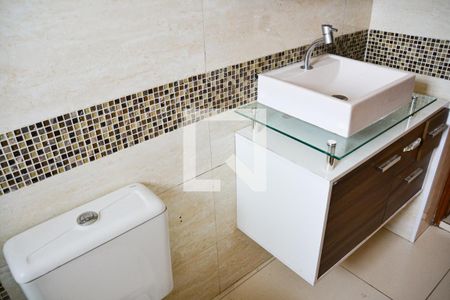 Casa à venda com 432m², 4 quartos e sem vaga Casa à venda com 432m², 4 quartos e sem vagaBanheiro